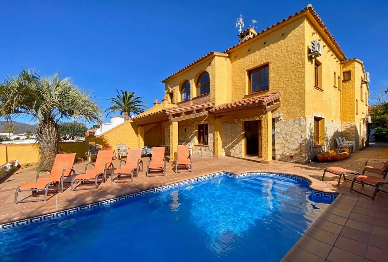 Ampuriahome Villa Hosting 15, Pool & Mooring 엠푸리아브라바 스페인